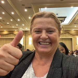 Meet your Posher, Heidi